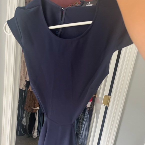 Lulu’s cut out and open back long, formal dress. Navy blue. Only worn once! - Picture 3 of 6